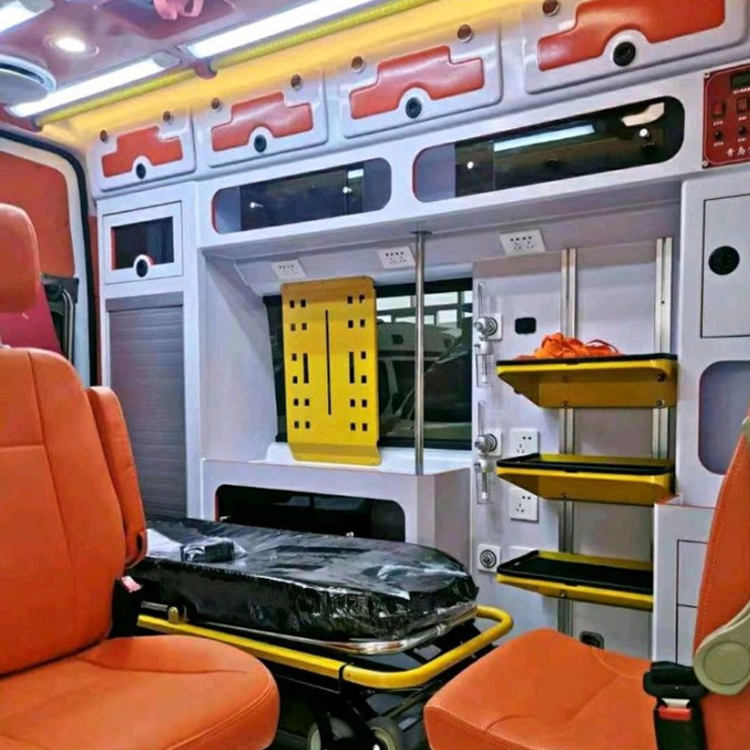 良庆长途救护车护送病人租赁价格