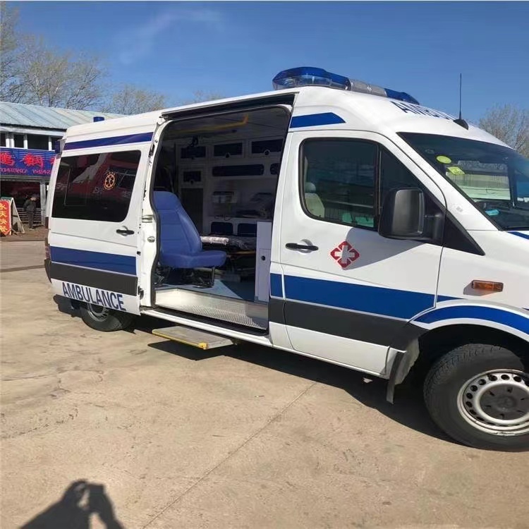 良庆私人长途救护车出租转院回家