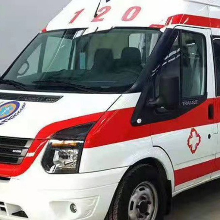 良庆非急救护送病人转院租赁救护车的优缺点对比